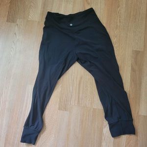 Lululemon align cropped joggers